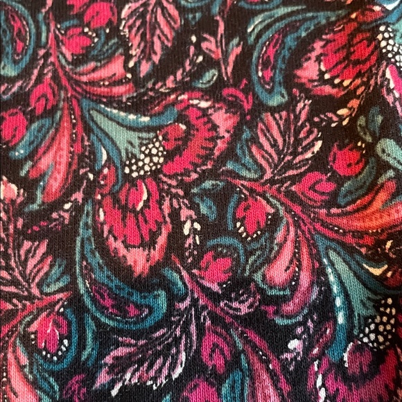 Women’s Croft & Barrow Multicolor Paisley Long-Sleeve Tee - Picture 6 of 7